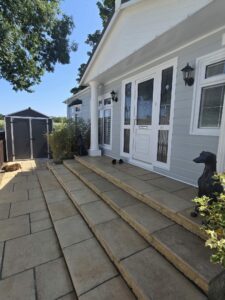 HEYFORD LEYS, CAMP ROAD, UPPER HEYFORD, OXON, OX25 2LX