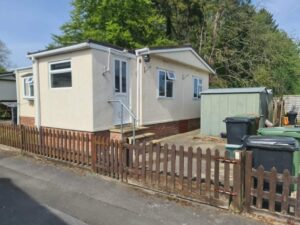 THREE POPLARS PARK, LONG WITTENHAM, ABINGDON, OXON, OX14 4QE