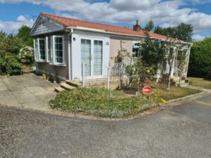 THAMESIDE COURT, BABLOCKHYTHE, NORTHMOOR, NR WITNEY, OXON, OX29 5BL